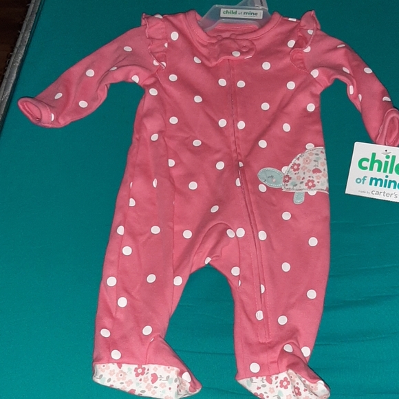 NWT Footed pajamas - Picture 4 of 4
